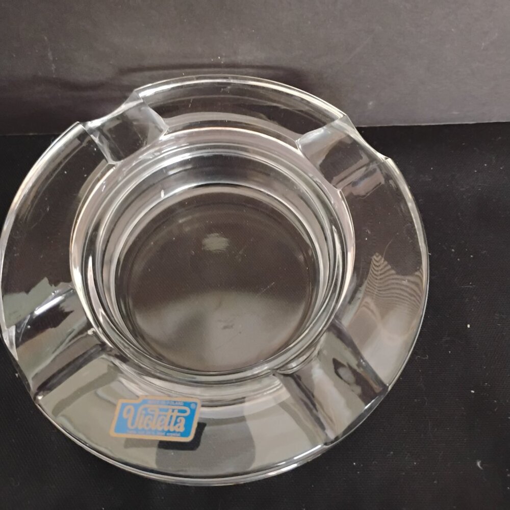 Violetta Poland Modern Ashray, Vintage